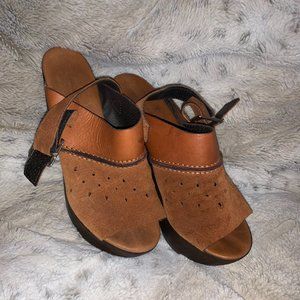 Brown Wedges